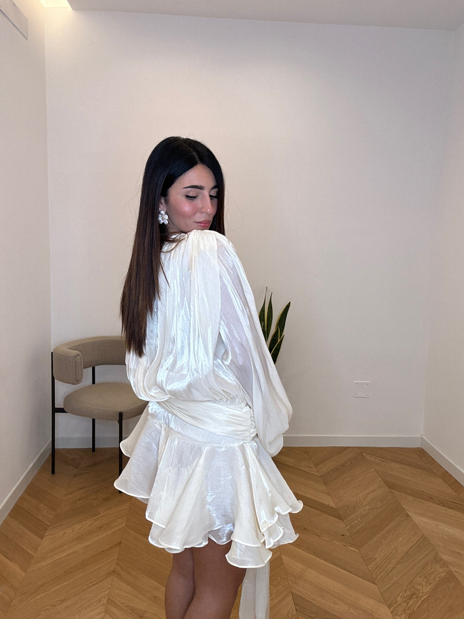 ABITO VANESSA AVORIO