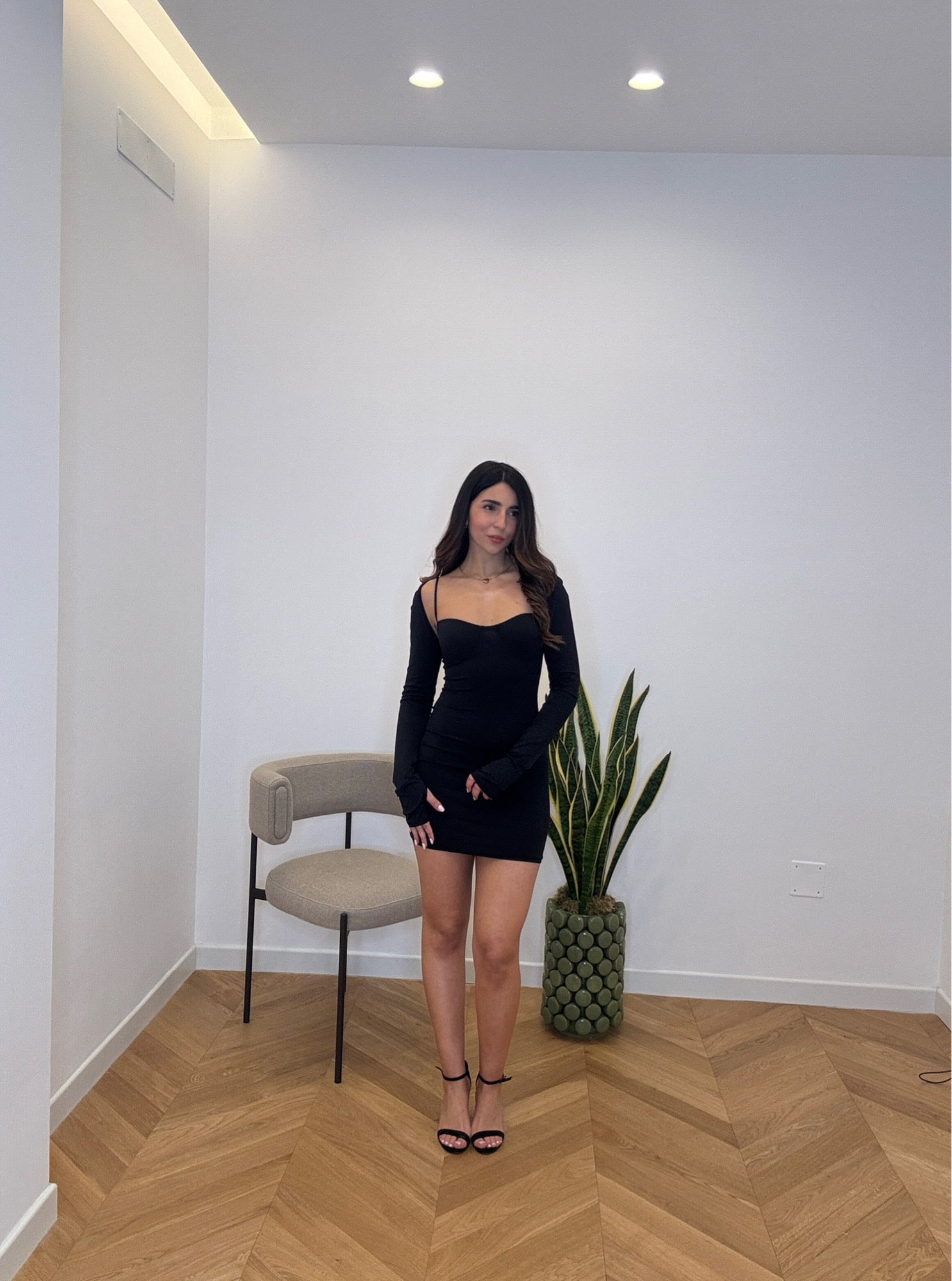 ABITO JOIA NERO