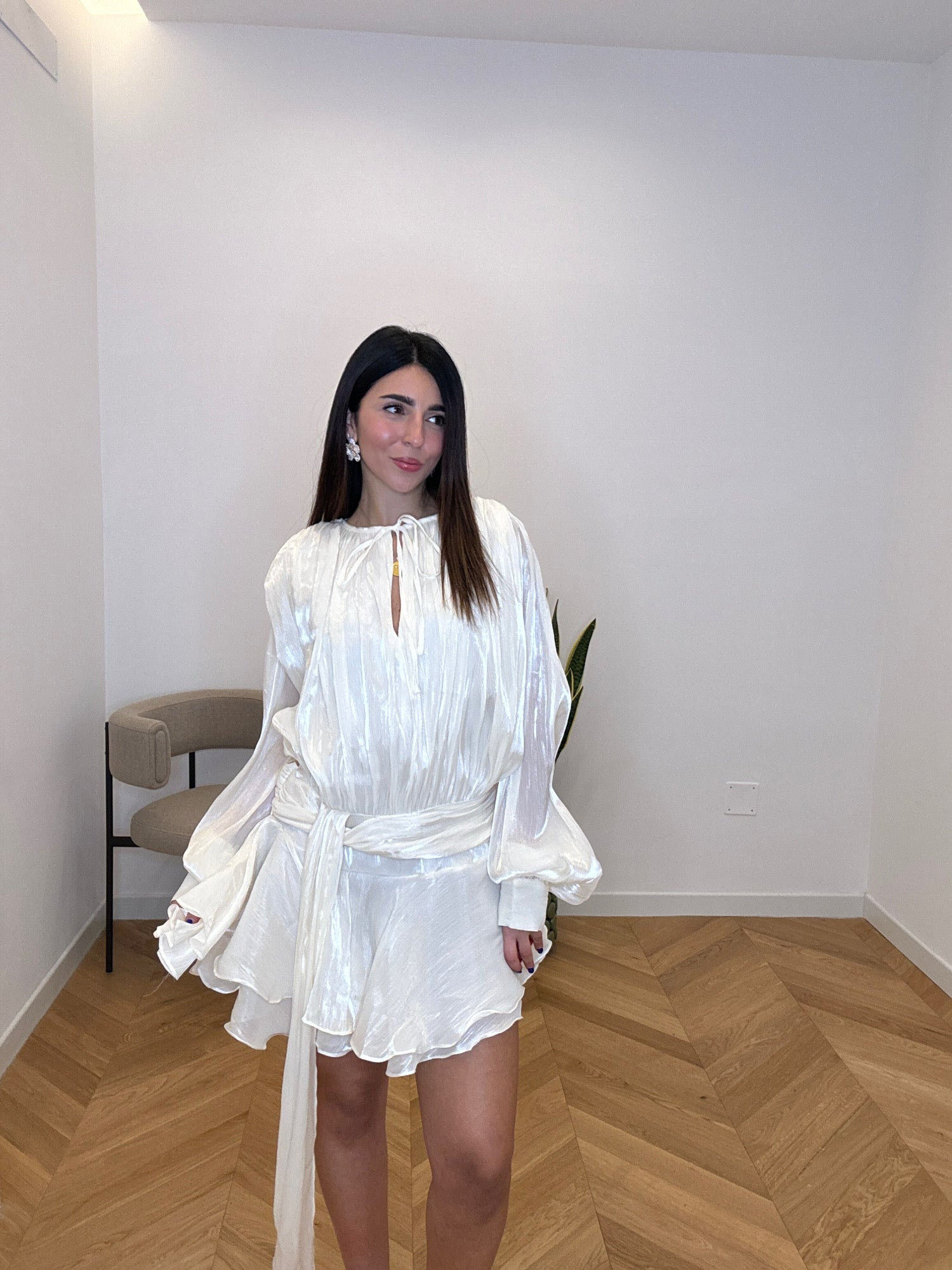 ABITO VANESSA AVORIO